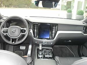 Volvo  T8 Kombi R Design Plug-In Hybrid AWD